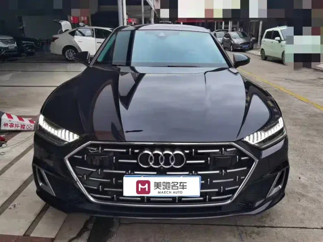 Audi A7L — Фото автомобиля 2