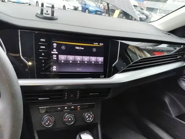 Volkswagen Passat 2025 Outstanding 280TSI Business Edition — Фото автомобиля 12