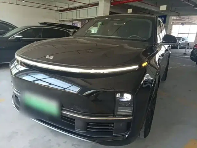 Фотография автомобиля — Li Auto L8