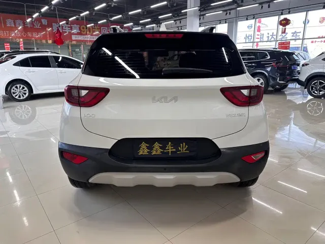 Kia KX1 — Фото автомобиля 4
