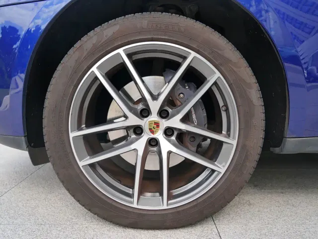 Porsche Macan — Фото автомобиля 7