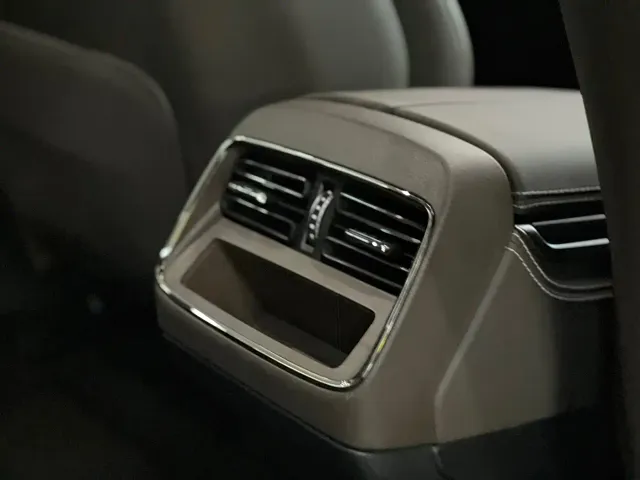 BYD Han — Фото автомобиля 15
