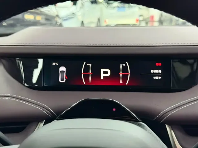 Xiaomi SU7 — Фото автомобиля 16