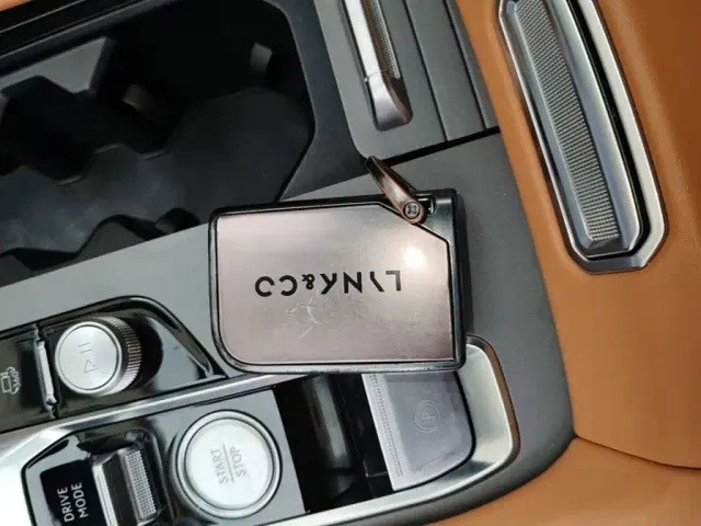 Lynk & Co 09 — Фото автомобиля 8