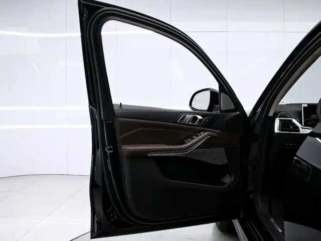 BMW X5 — Фото автомобиля 13