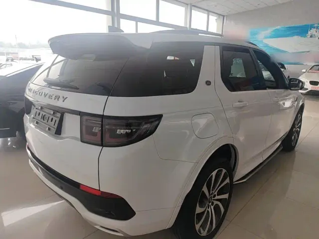 Land Rover Discovery Sport — Фото автомобиля 6
