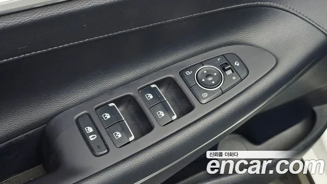 Hyundai Grandeur Новый Grandeur IG 3.0 LPi (Для проката) — Фото автомобиля 26
