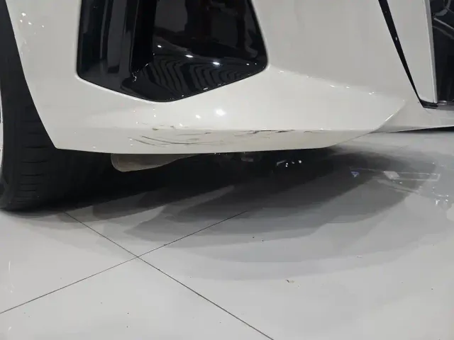 BMW 5 Series — Фото автомобиля 4