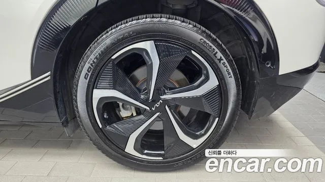 Kia EV6 — Фото автомобиля 6