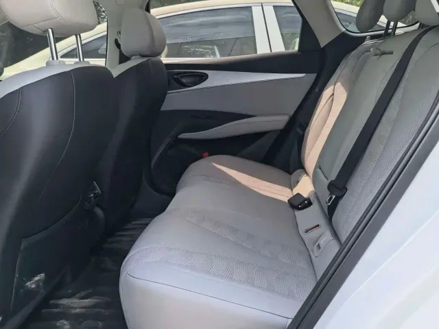 BYD Seal 06 DM-i Touring — Фото автомобиля 5
