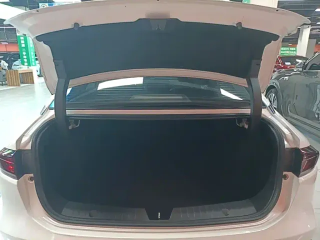 GAC Aion S — Фото автомобиля 18