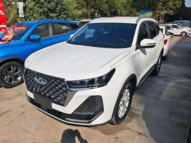 Фотография автомобиля — Chery Tiggo 7