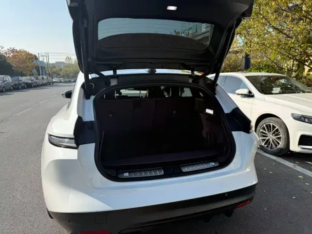 NIO NIO ET5T 2024 75kWh Touring — Фото автомобиля 13
