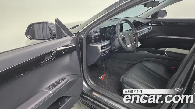 Hyundai Grandeur GN7 — Фото автомобиля 17