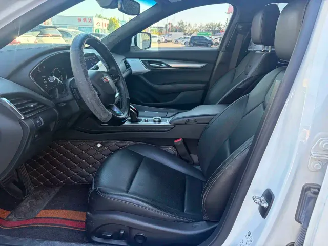 Cadillac CT5 — Фото автомобиля 4