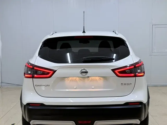 Nissan Qashqai — Фото автомобиля 5