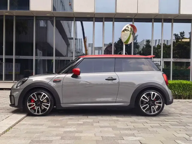 MINI John Cooper Works — Фото автомобиля 6