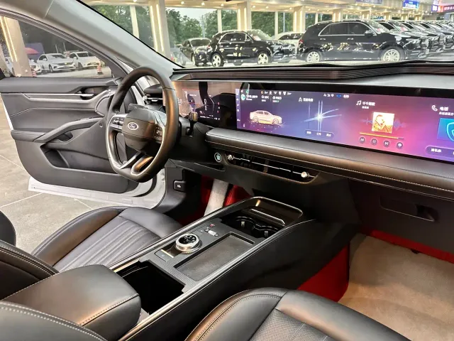 Ford Mondeo — Фото автомобиля 6