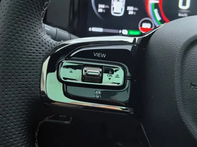 GAC Trumpchi GS8 — Фото автомобиля 21