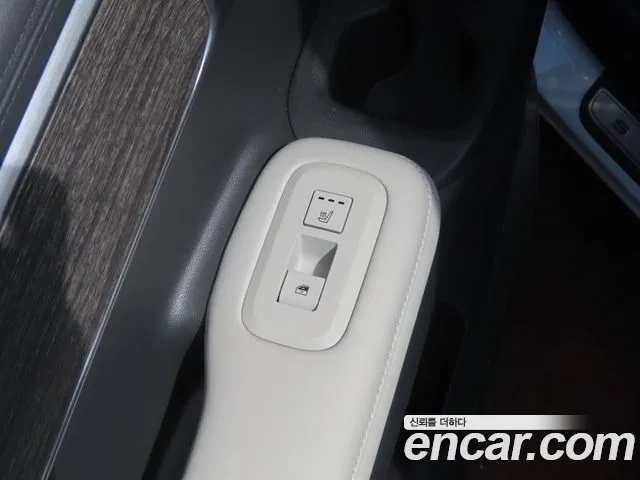 Hyundai Santa Fe MX5 — Фото автомобиля 8