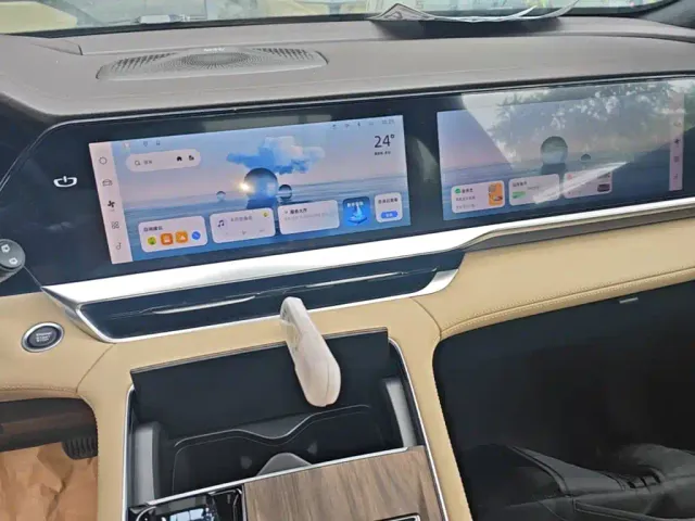 Geely Xingyue L — Фото автомобиля 12