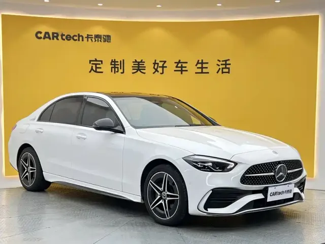 Фотография автомобиля — Mercedes-Benz C-Class