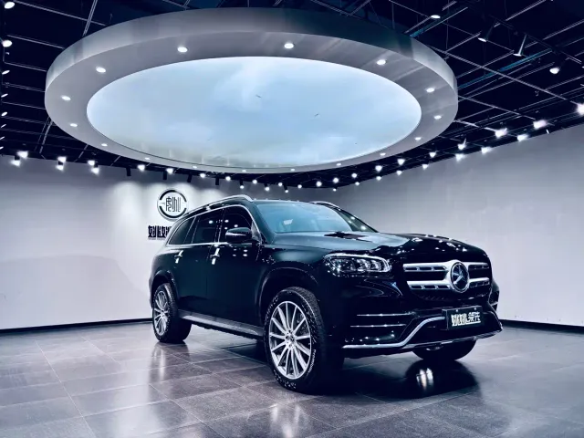 Mercedes-Benz GLS-Class — Фото автомобиля 13