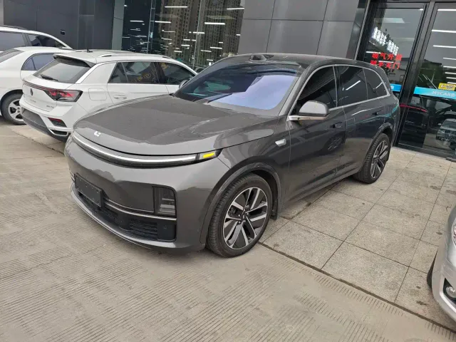 Фотография автомобиля — Li Auto L7