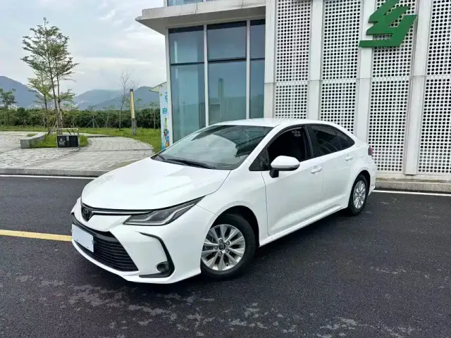 Фотография автомобиля — Toyota Corolla
