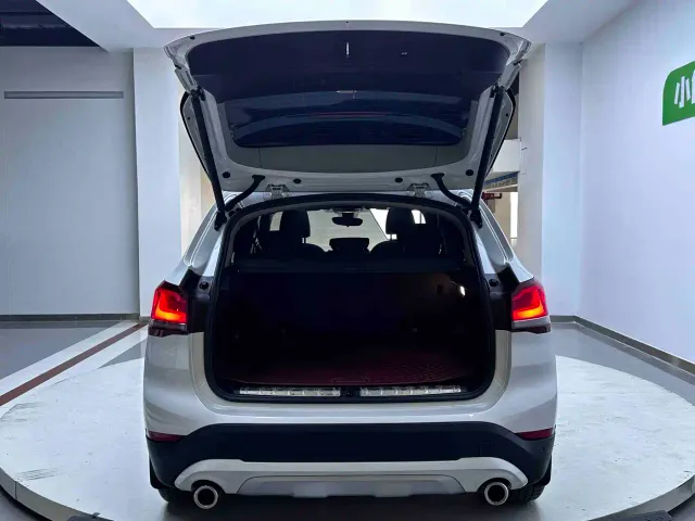BMW X1 — Фото автомобиля 20