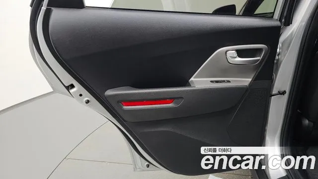 Kia Niro Niro Plus Earth — Фото автомобиля 21