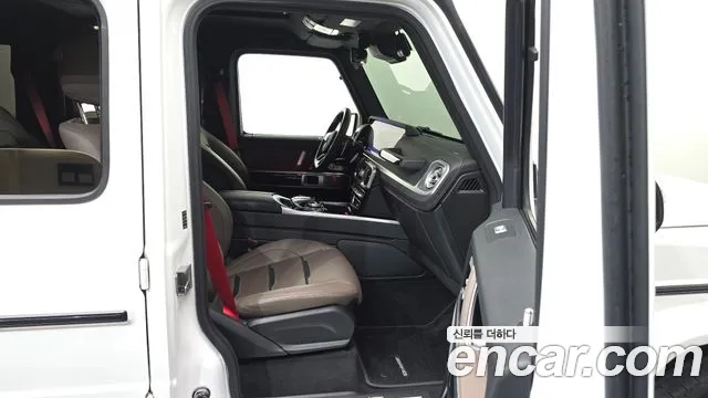 Mercedes-Benz G-Class — Фото автомобиля 12