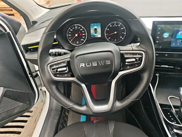 Roewe i5 — Фото автомобиля 2