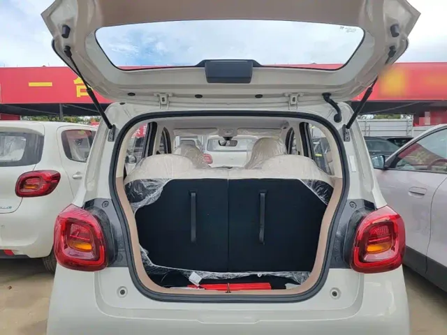 Wuling Hongguang Mini EV — Фото автомобиля 18