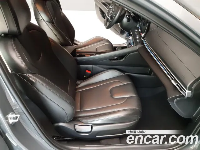 Hyundai AVANTE Новый Avante (CN7) — Фото автомобиля 12