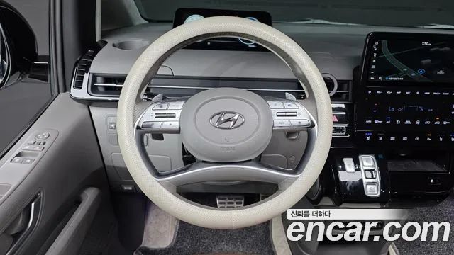 Hyundai Staria Staria L3.5 Lounge 9 мест — Фото автомобиля 13