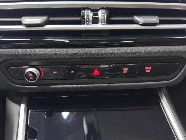 BMW 3 Series — Фото автомобиля 19