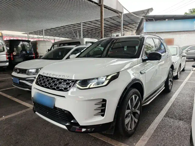 Фотография автомобиля — Land Rover Discovery Sport