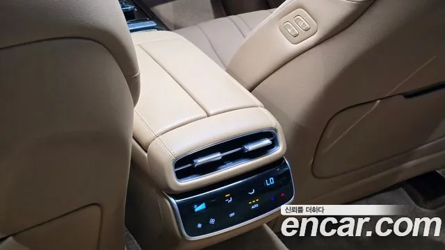 Genesis G80 Бензин 2.5 турбо AWD — Фото автомобиля 27