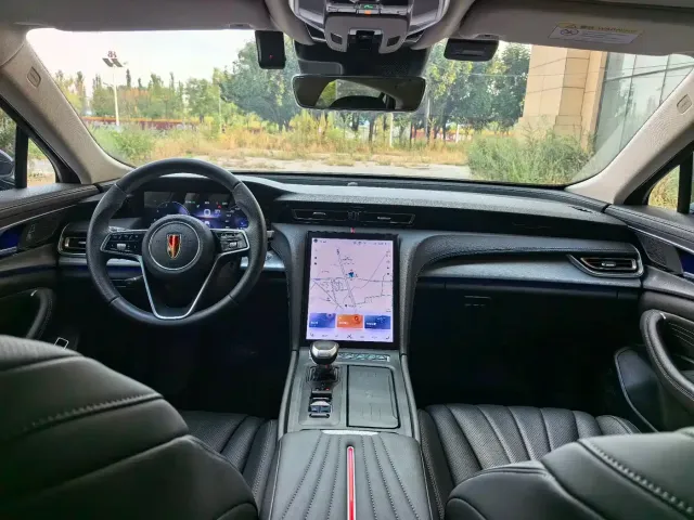 Hongqi H5 — Фото автомобиля 10