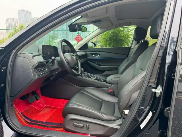 Honda Accord — Фото автомобиля 4