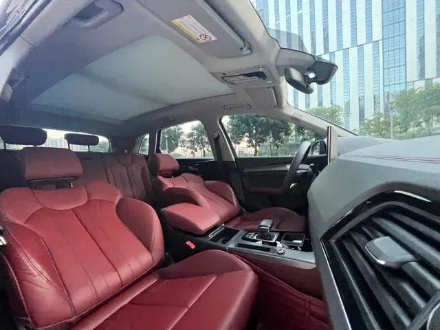 Audi Q5L — Фото автомобиля 14