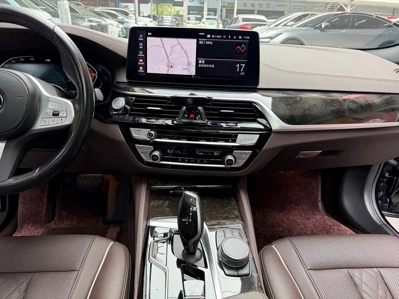 BMW BMW 5 Series 2022 Model Second Facelift 525Li M Sport Package — Фото автомобиля 16