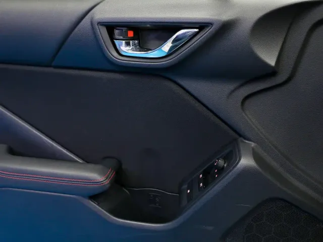 Subaru BRZ — Фото автомобиля 17
