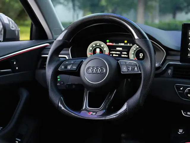 Audi A4 — Фото автомобиля 10