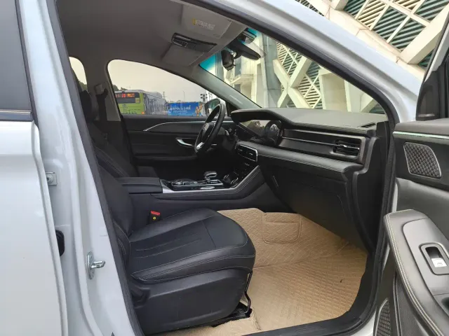 Jetour X90 — Фото автомобиля 10