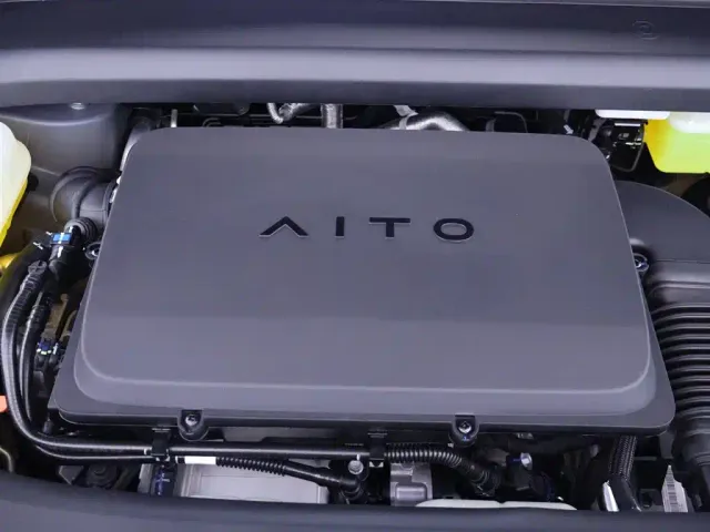 Aito M7 — Фото автомобиля 30