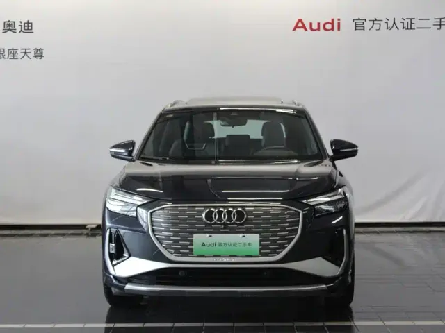 Audi Q4 e-tron — Фото автомобиля 2