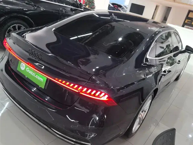 Audi A7L — Фото автомобиля 6