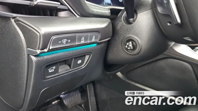 Genesis GV80 — Фото автомобиля 25